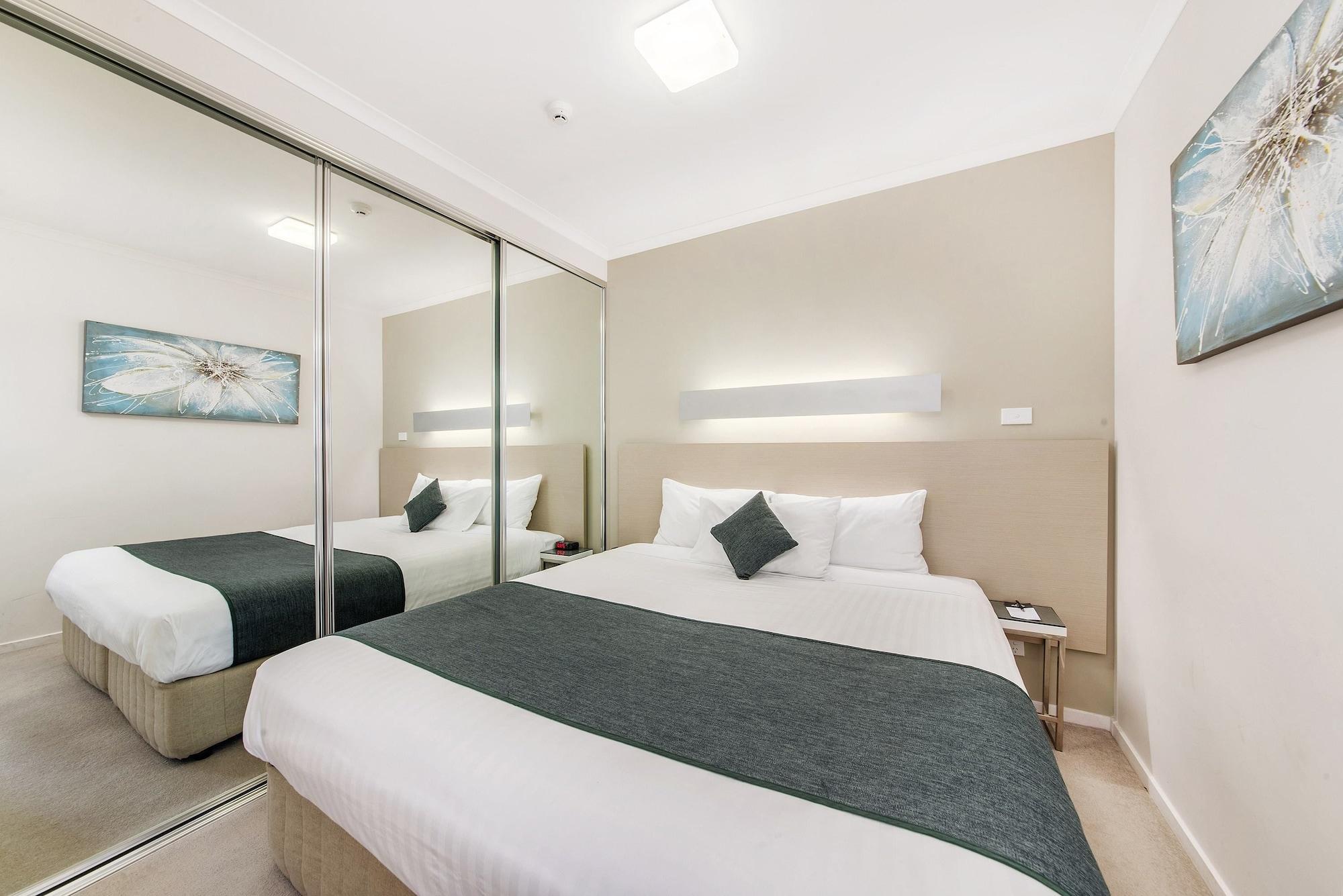 Апарт готель Abode Tuggeranong Канберра Екстер'єр фото