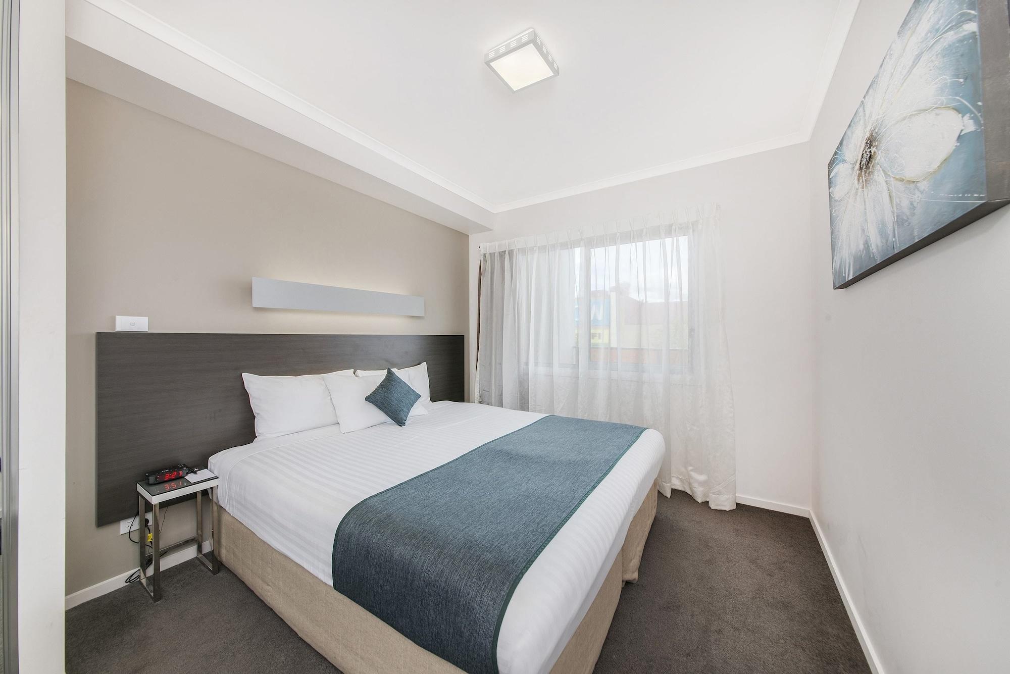 Апарт готель Abode Tuggeranong Канберра Екстер'єр фото