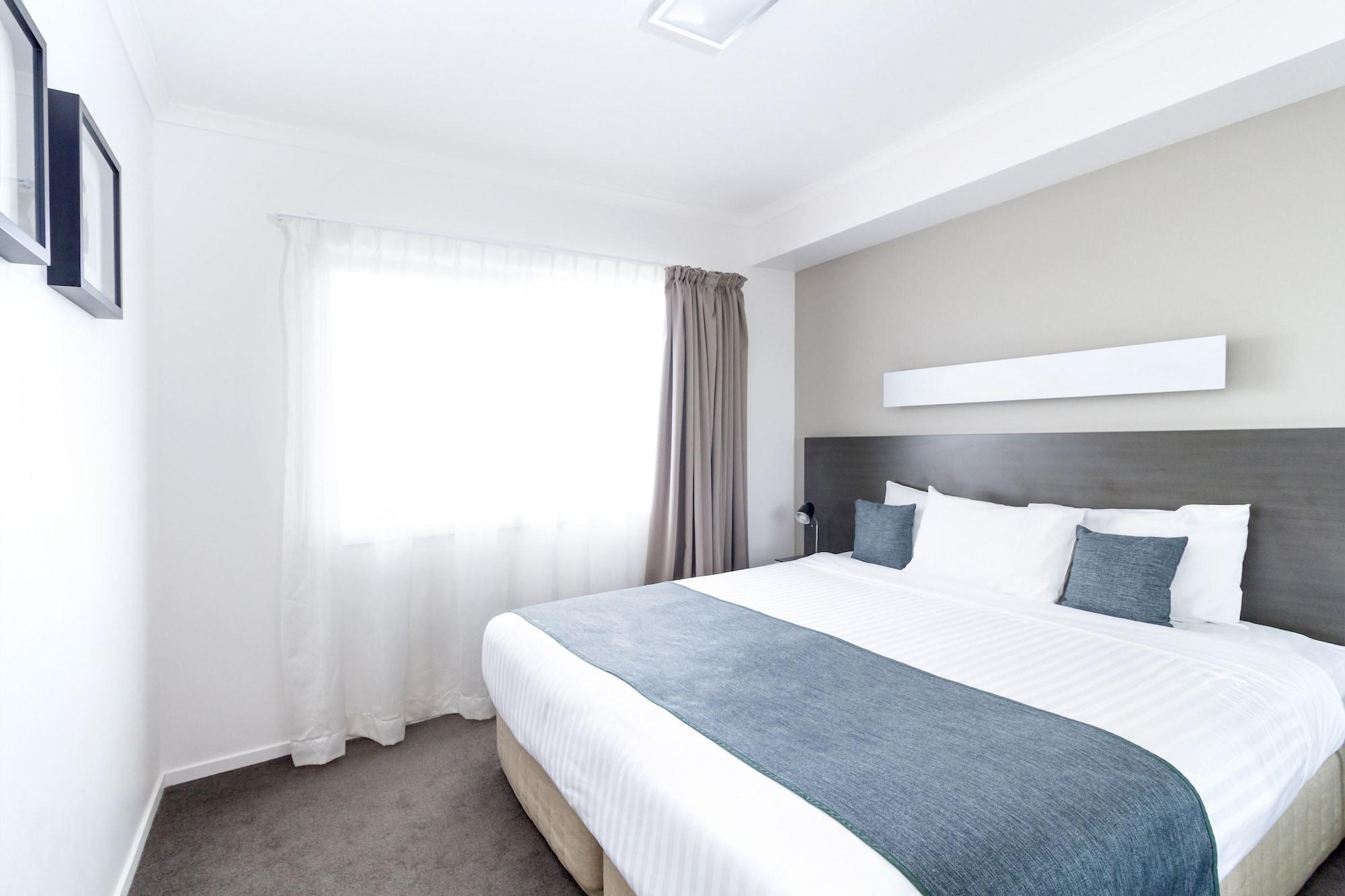 Апарт готель Abode Tuggeranong Канберра Екстер'єр фото