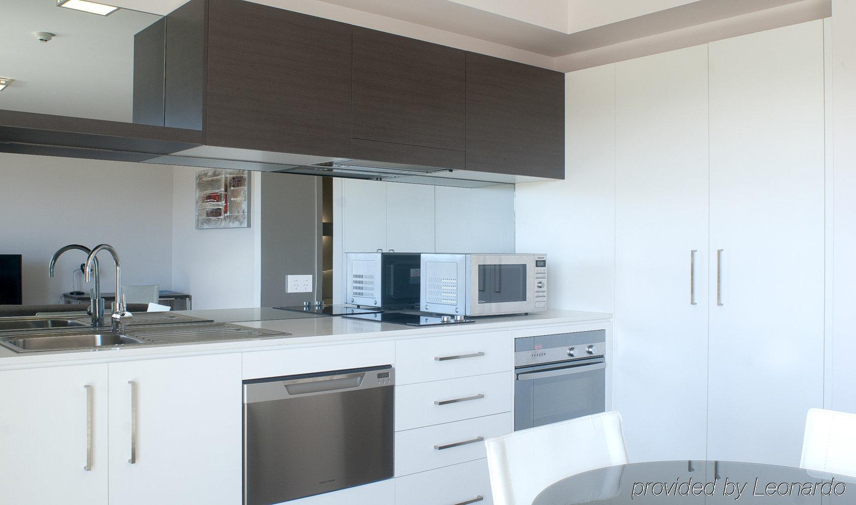Апарт готель Abode Tuggeranong Канберра Екстер'єр фото