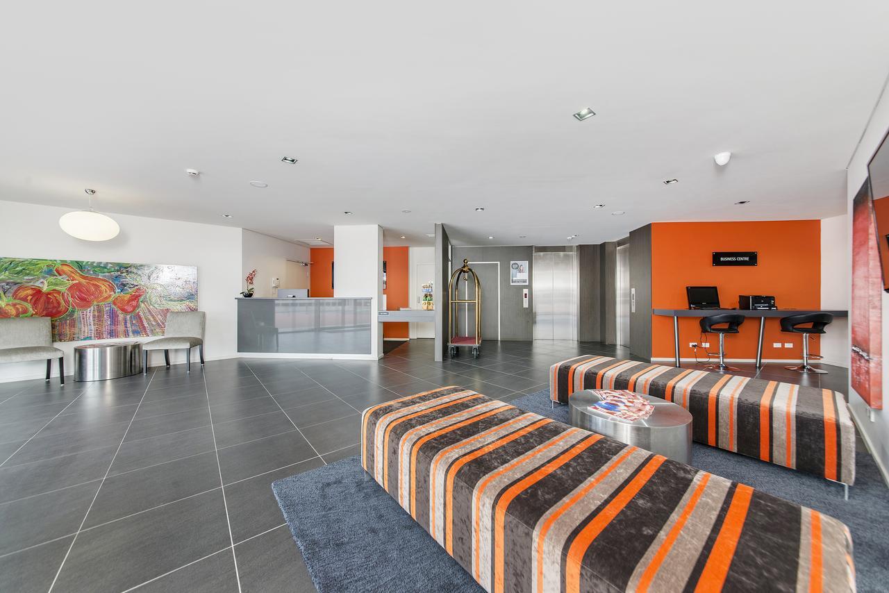 Апарт готель Abode Tuggeranong Канберра Екстер'єр фото