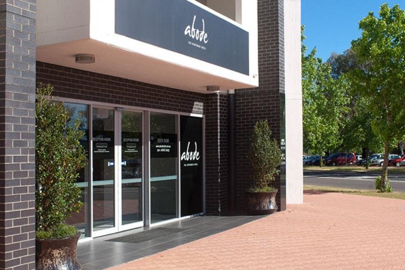 Апарт готель Abode Tuggeranong Канберра Екстер'єр фото